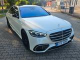 Mercedes-Benz S 580 S Limousine S 580 4Matic L S63 Umbau Panor - weiße Mercedes-Benz S 580