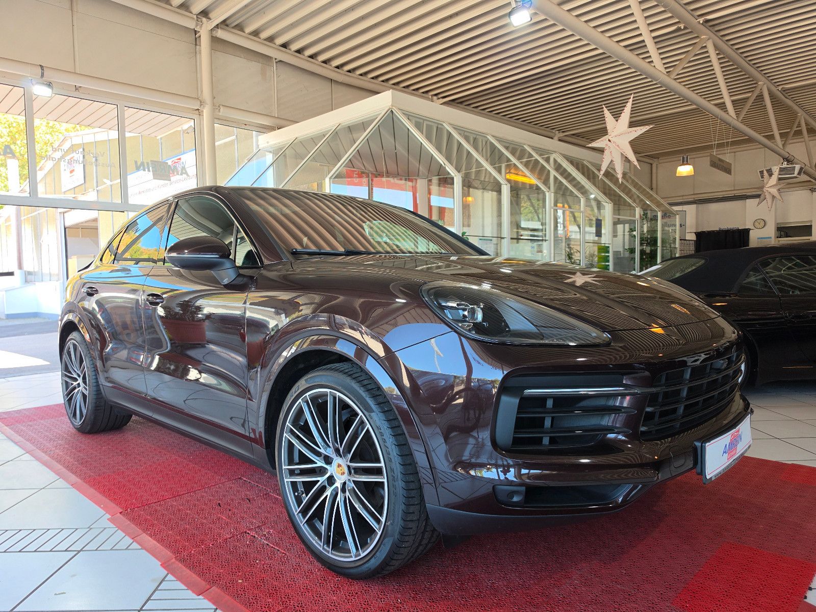 Porsche Cayenne Coupe+AHK+360°+PANO+SPORT CHRONO+1. HAND