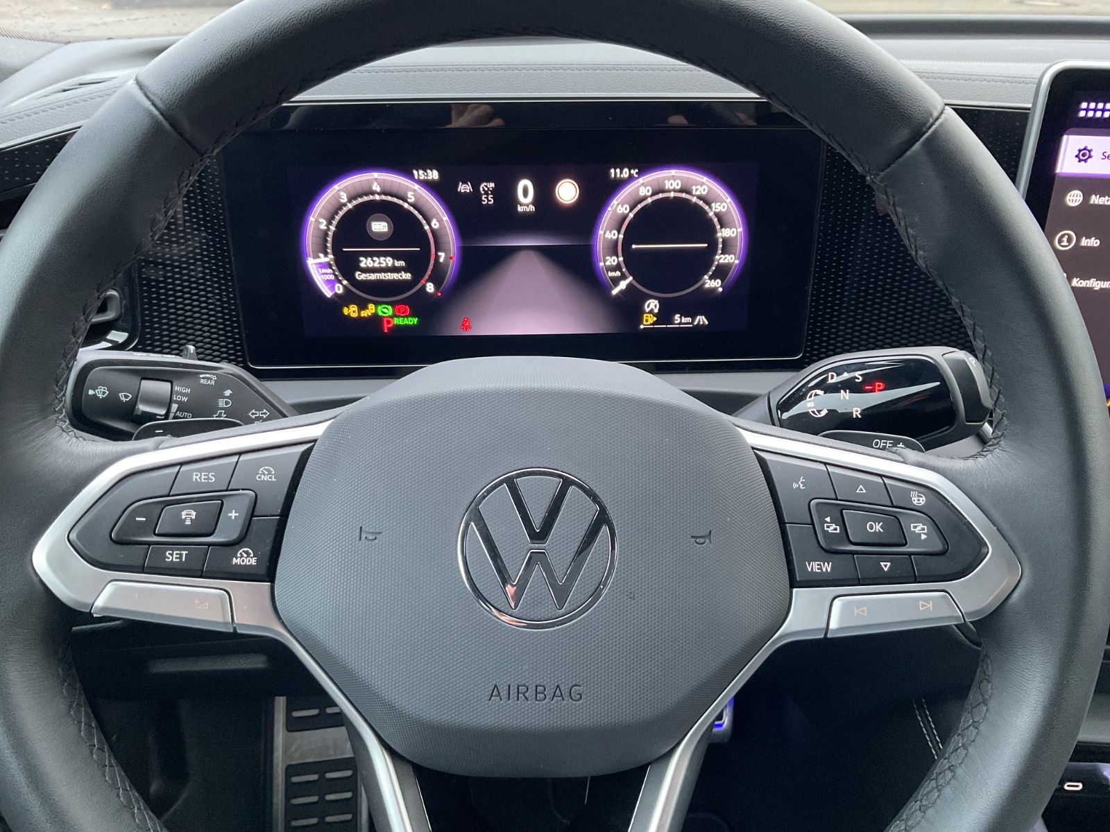 Fahrzeugabbildung Volkswagen Tiguan 1.5 eTSI DSG GOAL,AHK,IQLight,ACC,Kamera