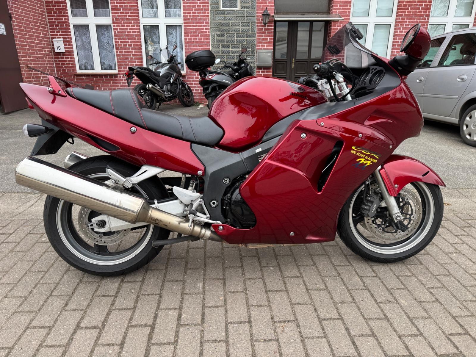 Honda CBR 1100 XX Blackbird