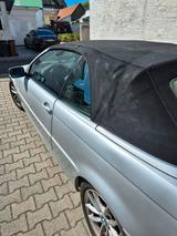 BMW Cabrio 325 i E46 silber - BMW 325 aus 2000: 325i