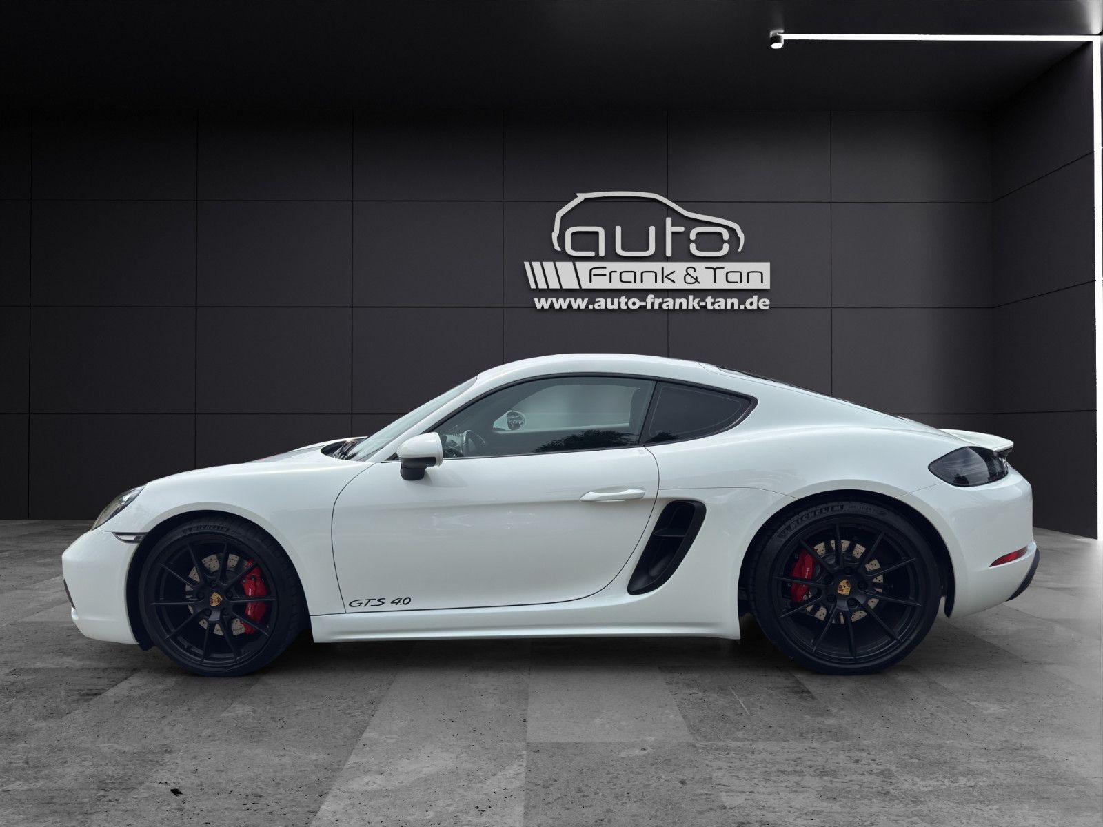 Fahrzeugabbildung Porsche 718 Cayman GTS 4.0/SportAGA/Bose/Carplay/Rkü