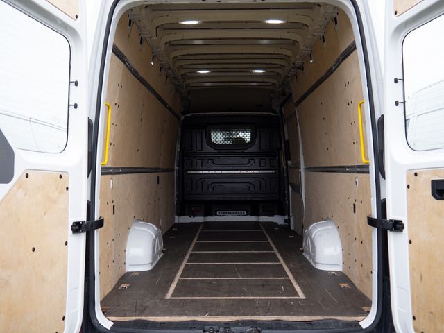 Crafter 35 Kasten LR 2.0TDI 130KW FroSG6 AHK ACC