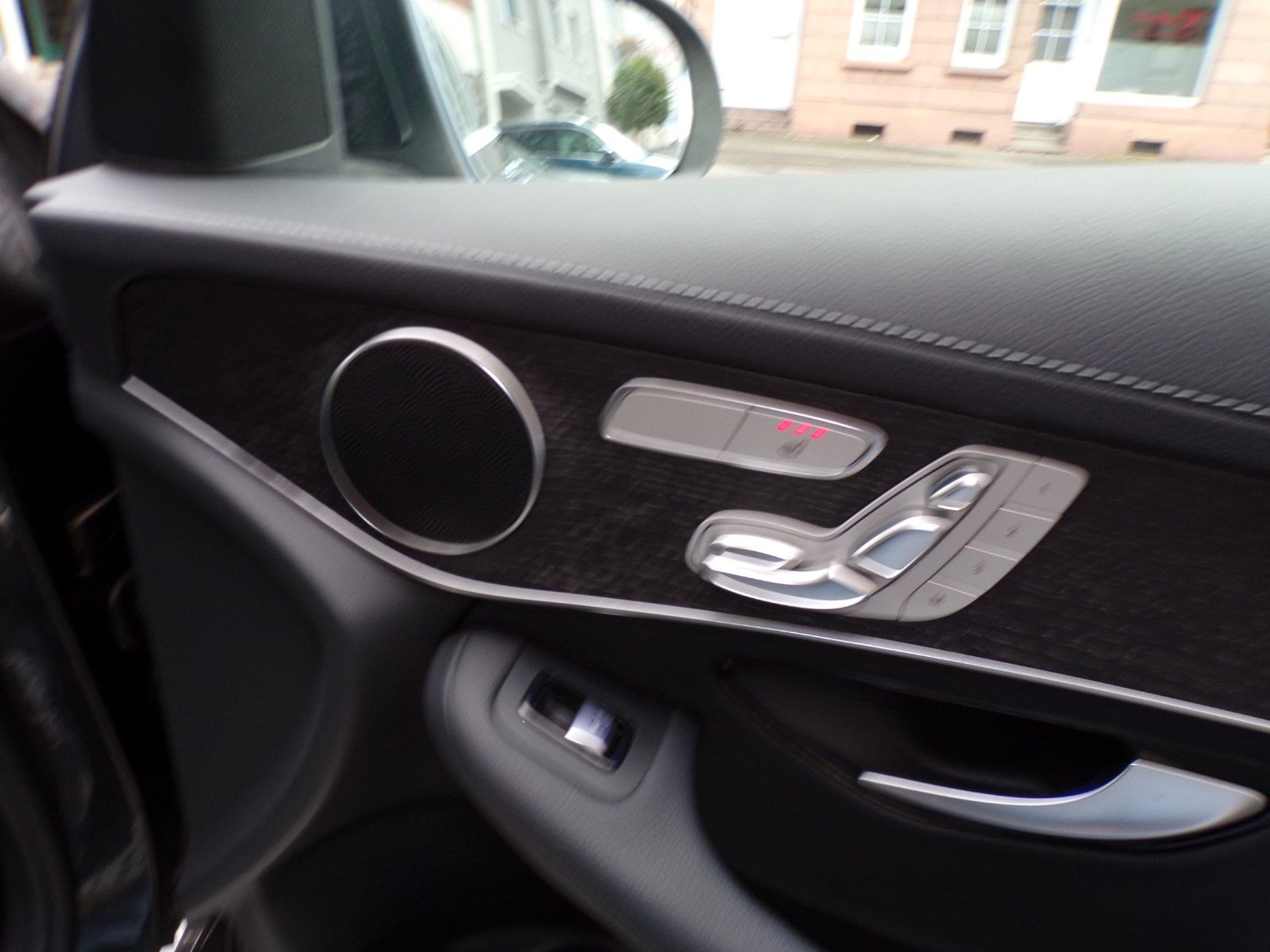 Mercedes-Benz GLC Coupe 220d 4M HUD LKA KAM VZA DTR+ Ambiente foto 12