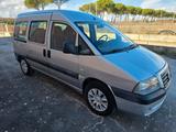 Fiat Scudo 2.0 JTD/9 posti Combi 9 p.ti Comfort - gebrauchte Fiat Scudo aus dem Jahr 2004