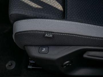 Opel Astra L Sports Tourer 1.2 Enjoy Ergonomiesitz