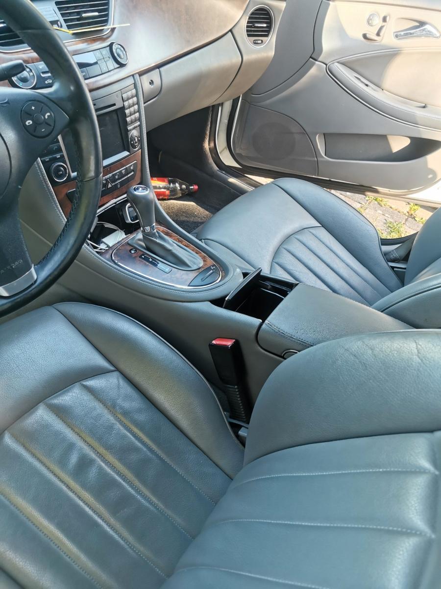 Mercedes-Benz CLS 300 -facelift top zustand 