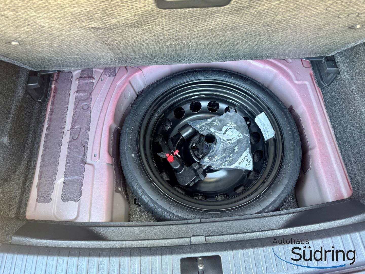 Arona 1,5 TSI FR DSG AHK Navi PDC