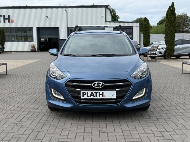 Hyundai i30 cw blue Trend