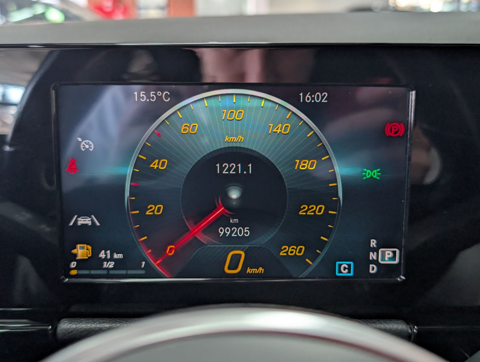 Fahrzeugabbildung Mercedes-Benz GLA 200 d LEDER AHK MBUX VIRT APP KAM SHZ ALU18"