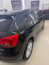 Audi Q2 1.6 TDI-Design *NAVI*LEDER*SCHIEBEDACH* - Audi Q2 design mit Diesel-Antrieb