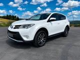 Toyota RAV 4 - gebrauchte Toyota RAV 4 aus dem Jahr 2014