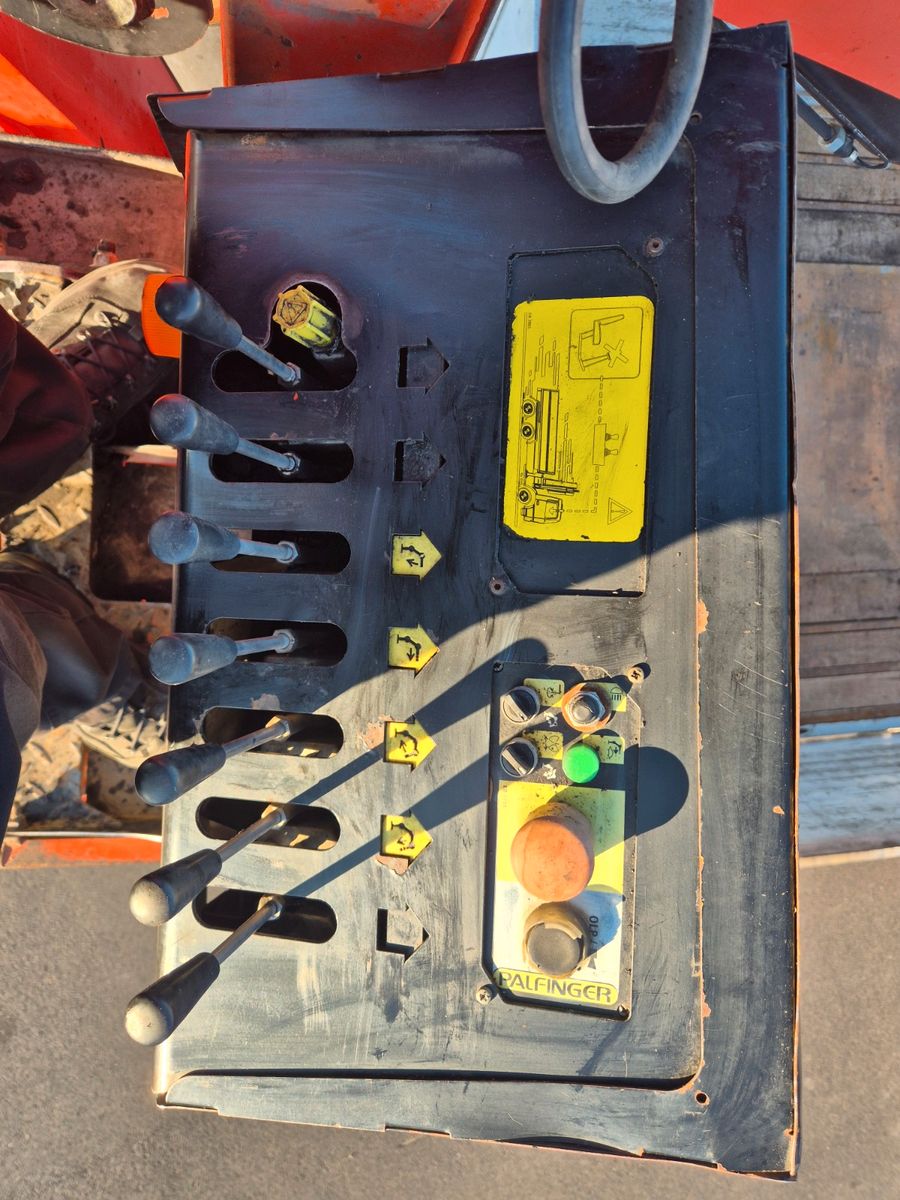 Fahrzeugabbildung Andere MOL CY NV 1214/20T/37 Palfinger PK44002