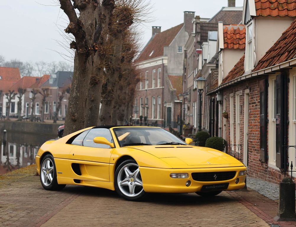 Ferrari F355