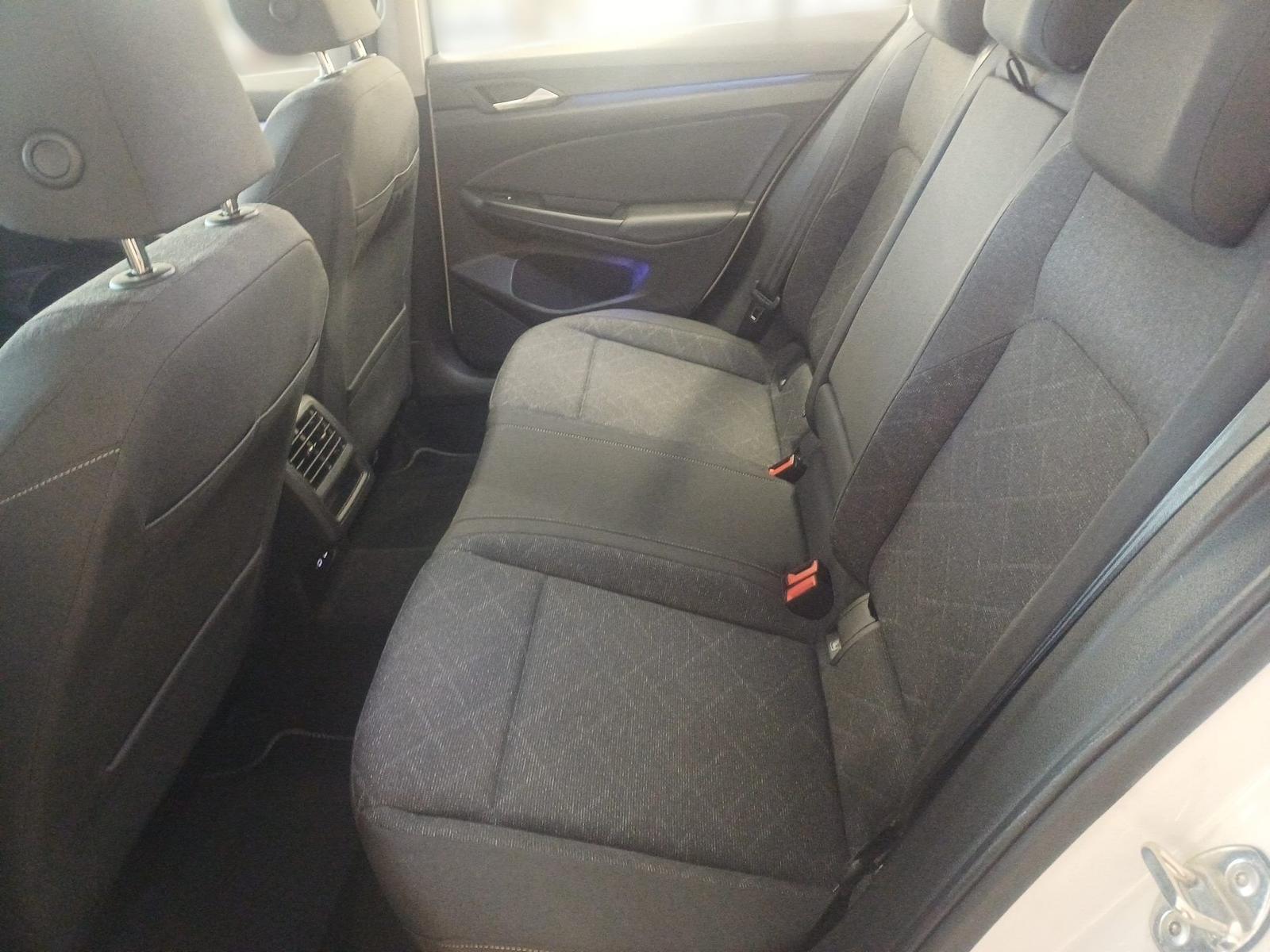 Volkswagen Golf Life *NAVI*PDC*LED*16 LM*SHZ*APP CONNECT*, миниатюра 28