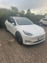 Tesla Model Y Performance Dual Motor AWD Performance