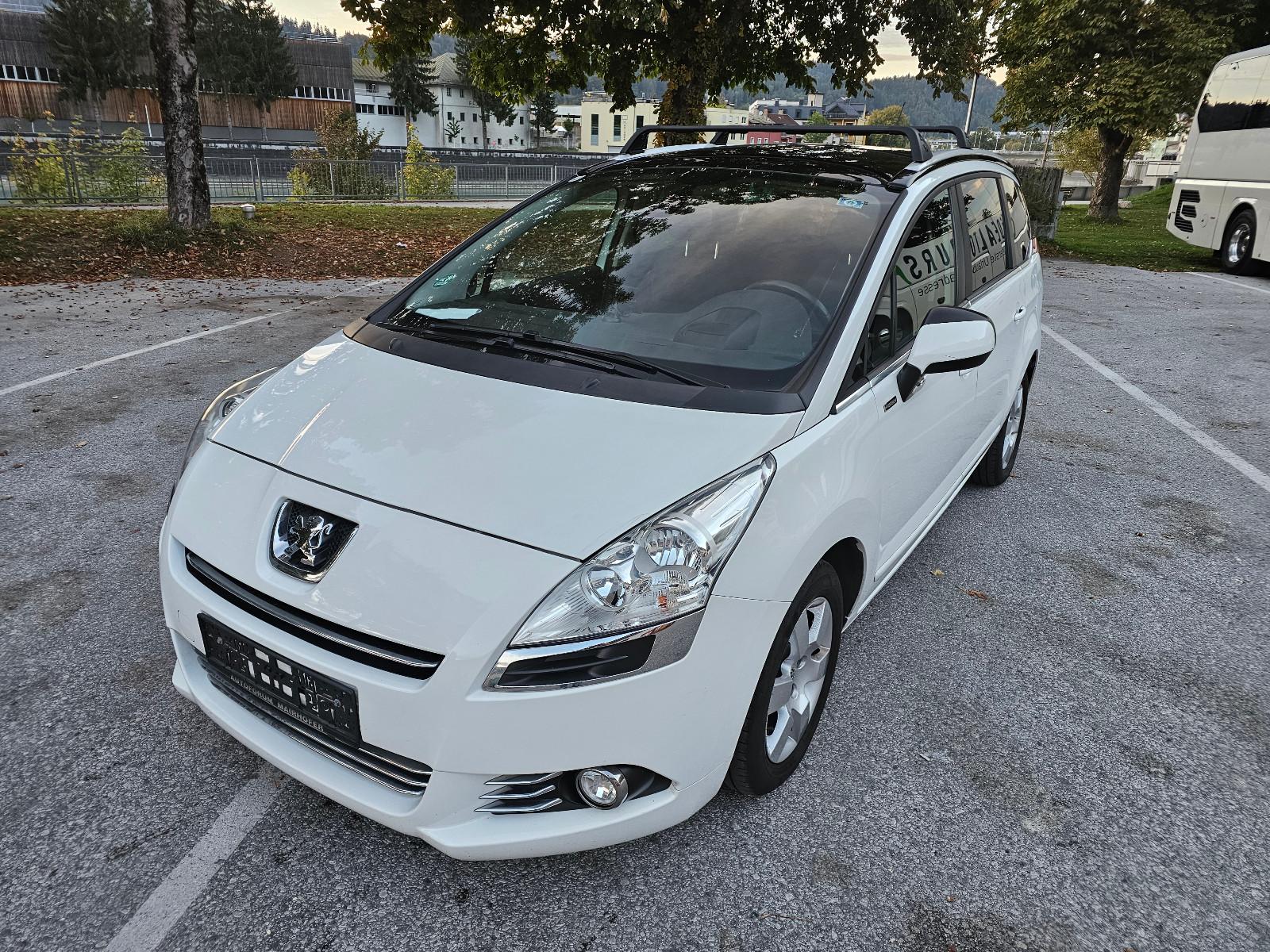 Peugeot 5008 1.6 FAM HDI 115Start/Stop Panor, 7 Sitze