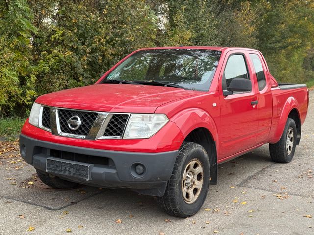 Nissan Navara Pickup KingCab Business 4X4 3,0 t AHK