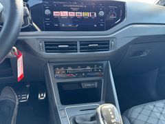 VW Taigo 1.5TSI R-Line DSG Black IQ.Drive beats Nav VW Taigo 1.5TSI R-Line DSG Black IQ.Drive beats Nav