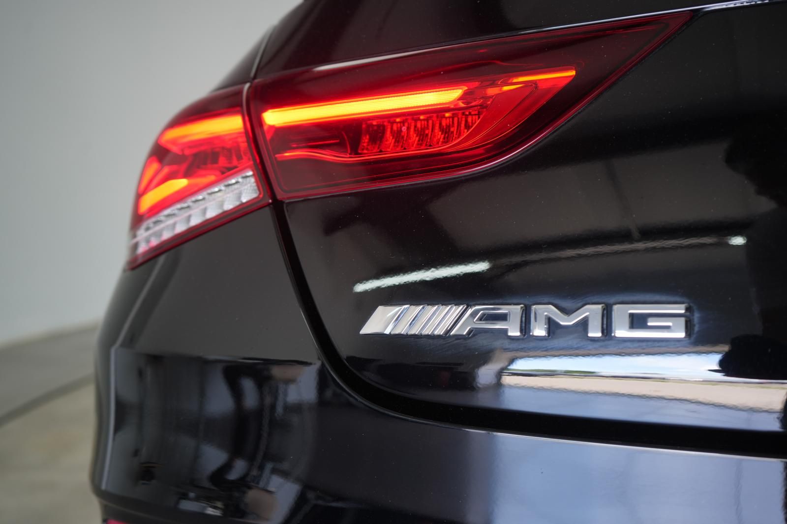 Mercedes-Benz CLA 35 AMG 4Matic Speedshift 7G-DCT Kamera Pano foto 10