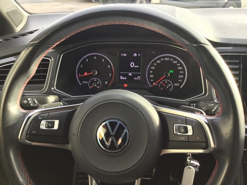 Volkswagen T-Roc Sport 17"LM StdHzg 2AC+ eHKl 4PDC AmbiL, миниатюра 6
