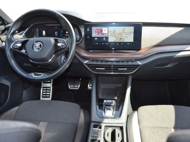 Octavia 2.0 TDI 4x4 DSG Scout AHK/MATRIX/NAVI/IN