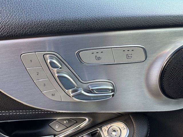 Fahrzeugabbildung Mercedes-Benz C 200 Cabrio LED NAVI ALU PDC