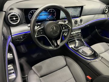 Mercedes E 220 - 5