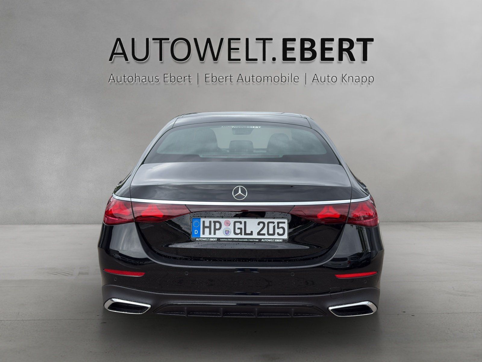 Fahrzeugabbildung Mercedes-Benz E 220 d  AMG+ 360° DIGITAL Distro Burme4D SitzKl