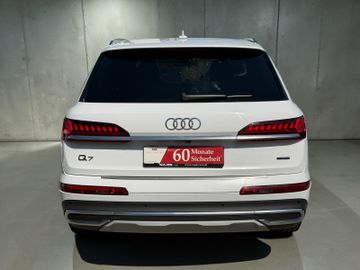 Audi Q7 - 10