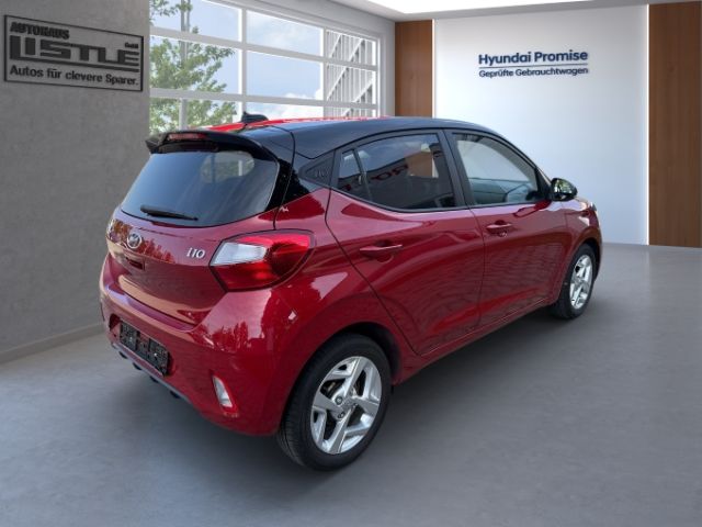 Fahrzeugabbildung Hyundai i10 Intro Edition 1.2 Navi CarPlay PDC Shzg Temp