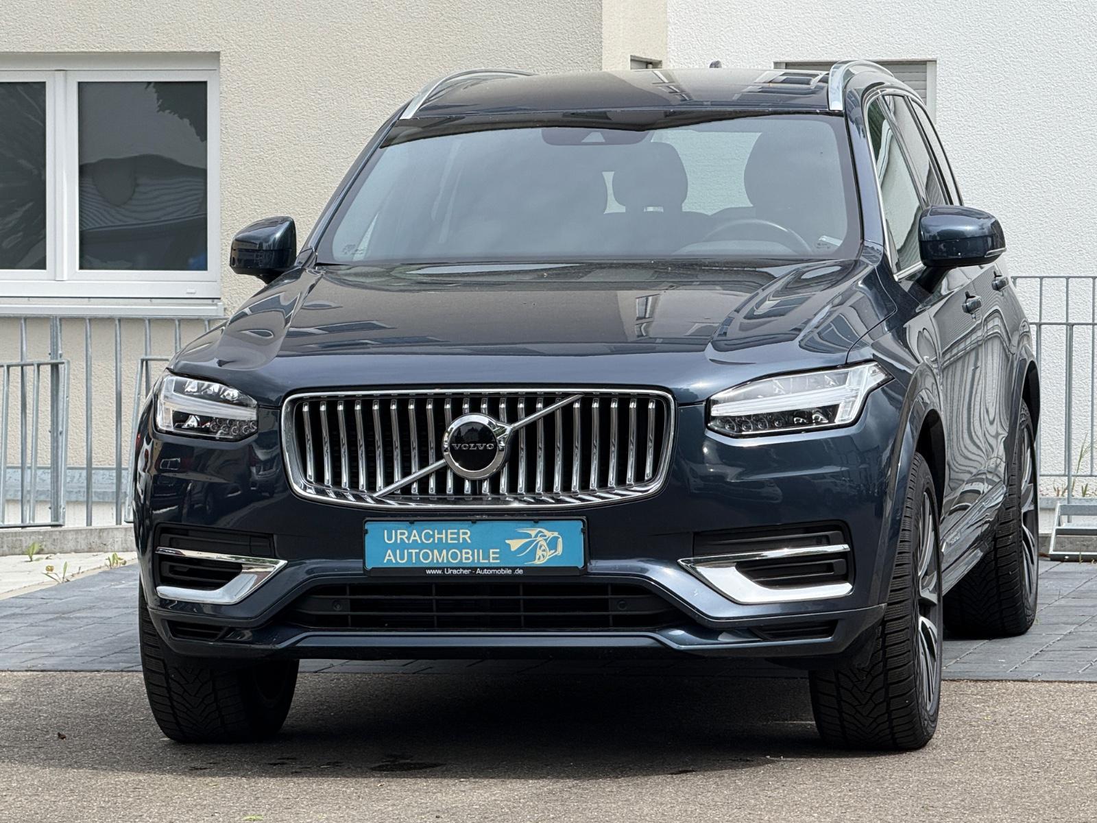 Volvo XC 90  Inscription Expression Recharge Plug