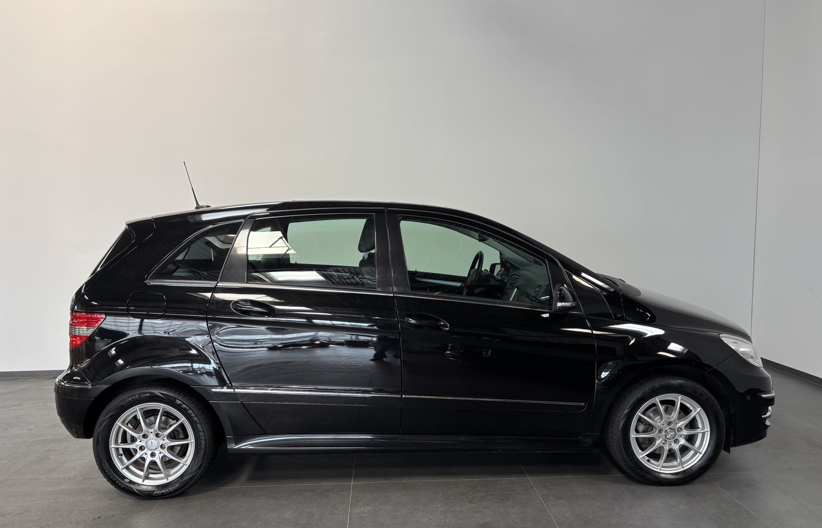 Mercedes Benz B 170
