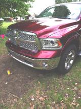 Dodge RAM 1500 5,7 l  LARAMIE Crew Cab Short Bed (LPG) - Dodge RAM: Laramie