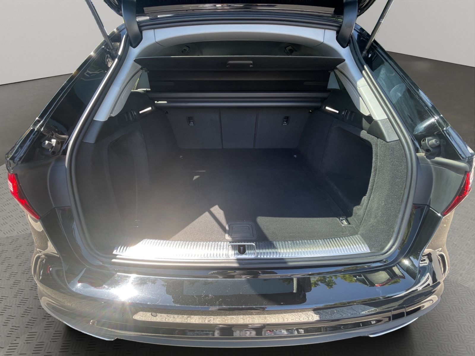 Audi A4 - Bild 19