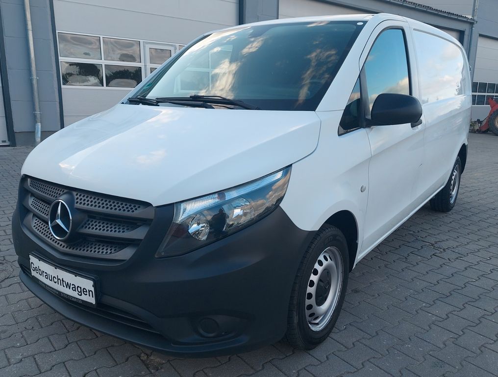 Image of Mercedes-Benz Vito
