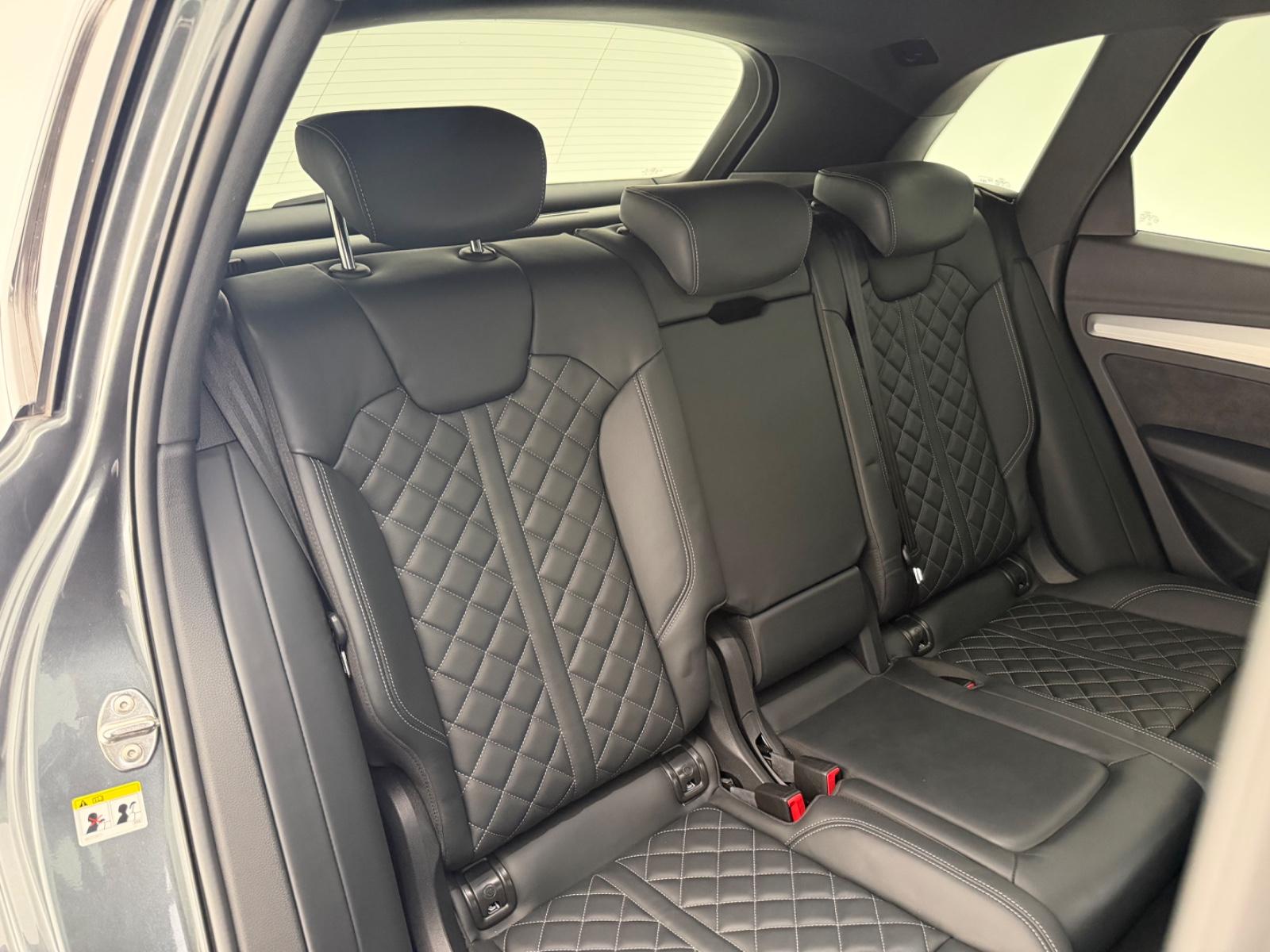 Audi Q5 45 TFSI qu.*S LINE+*MATRIX-AHK-R.KAM-ACC-DSP