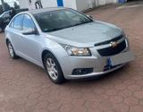 Chevrolet Cruz - Chevrolet Cruze mit Diesel-Antrieb: Limousine