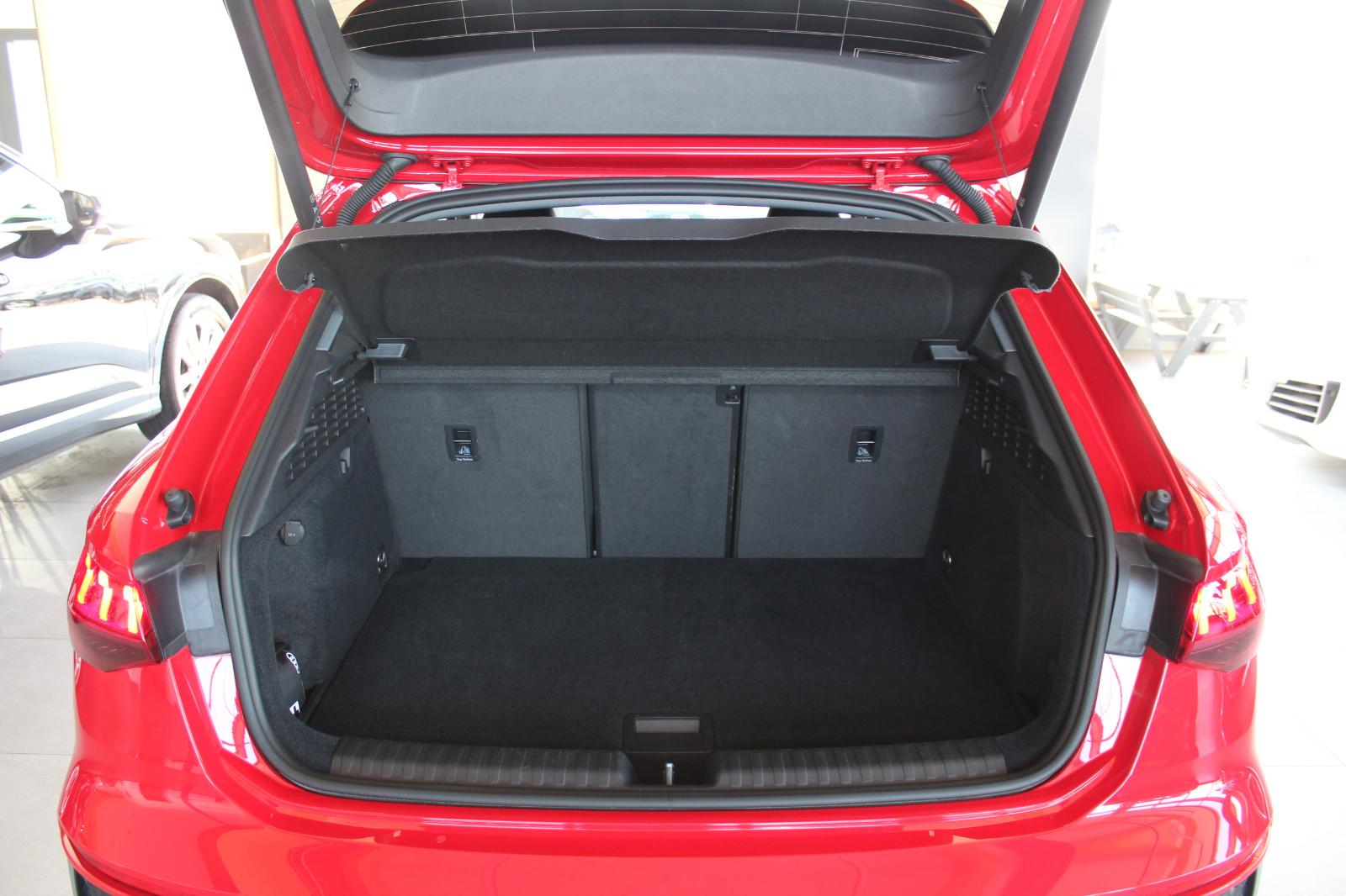 Audi S3 Sportback 2.0 TFSI quattro*NAVI*LED*VIRT*1.HA, миниатюра 13