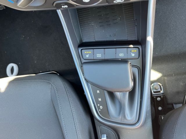 Fahrzeugabbildung Hyundai BAYON Trend DCT 100 PS MY25 1.0 T-GDI EU6d Navi