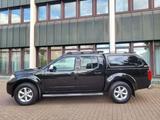 Nissan Navara LE 4X4 Aut.Nur 97 Tkm-1 Hd-Leder-Navi-Rüc - Nissan Navara mit Diesel-Antrieb: Allradantrieb