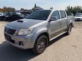 Toyota Hilux 3.0D-4D 126kw Aut DoubleCab Klima 4wd - gebrauchte Toyota Hilux aus dem Jahr 2015