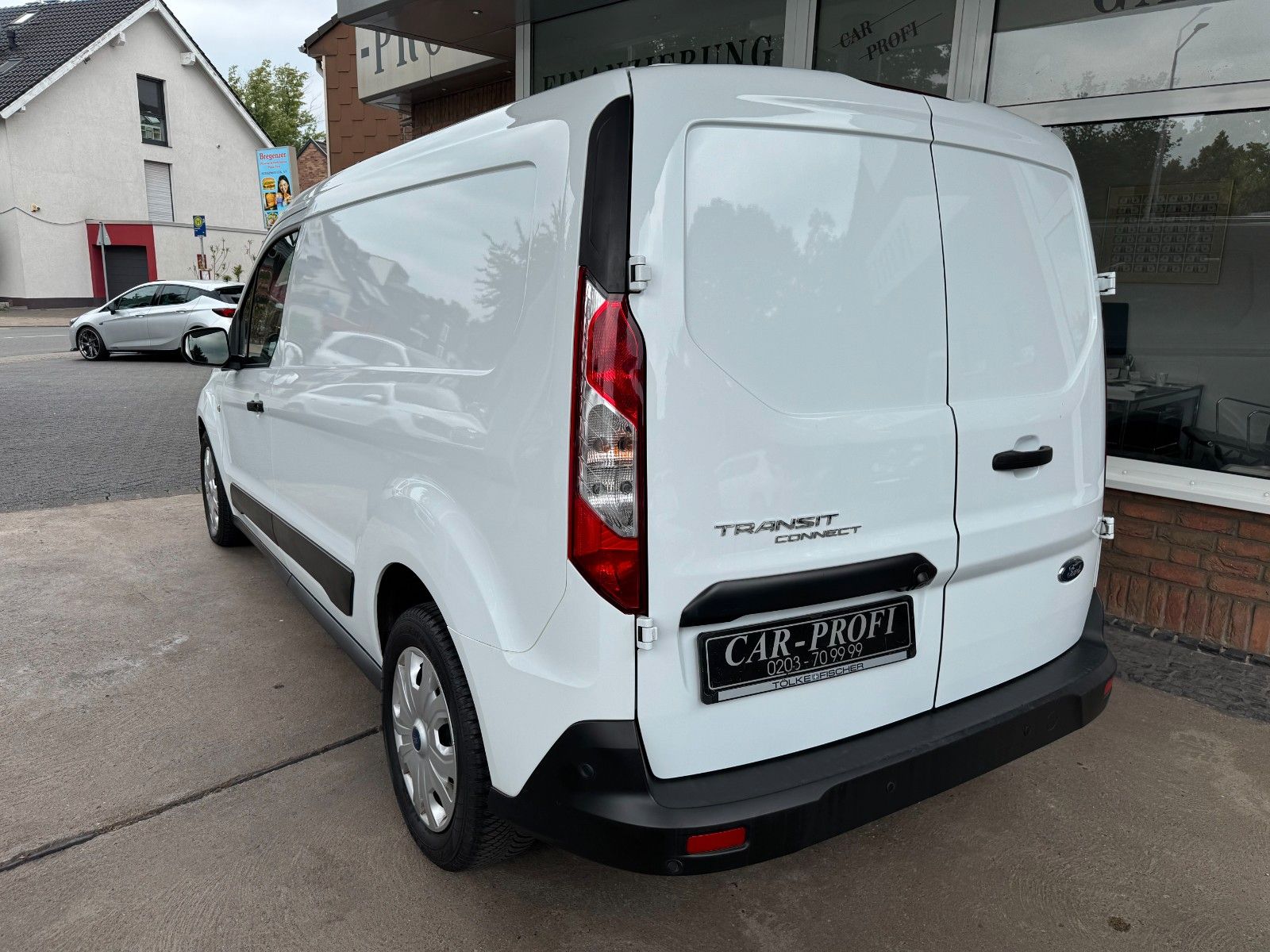 Fahrzeugabbildung Ford Transit Connect Kasten lang Autom. AppConect/1.H