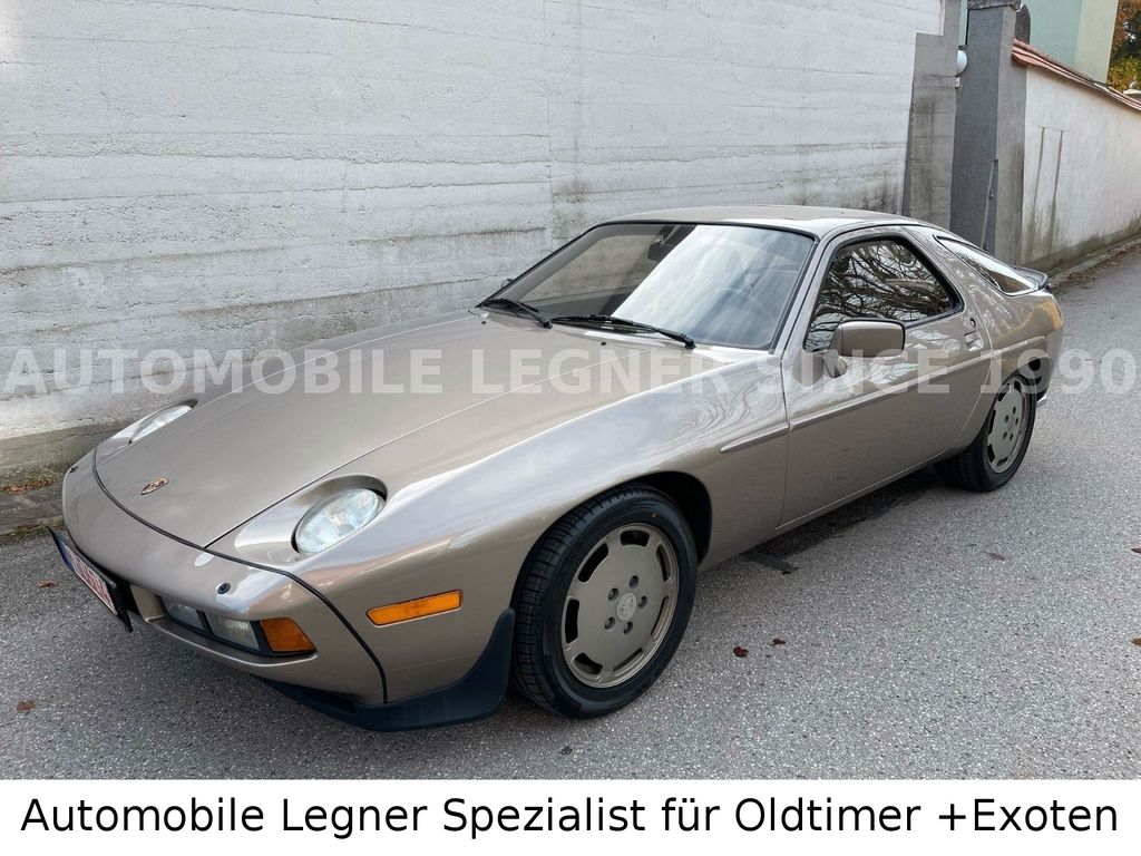 Porsche 928