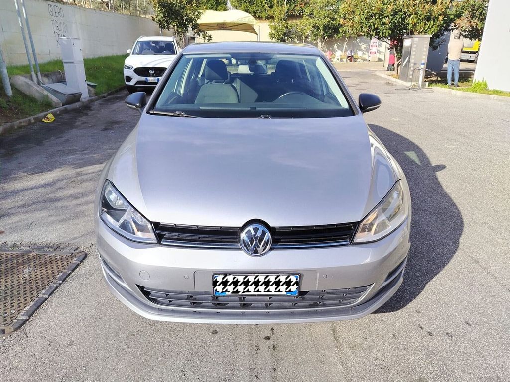Image of Volkswagen Golf