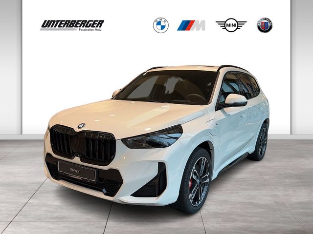 BMW X1 xDrive30e M Sport, AHK, Driving A. Prof., HUD