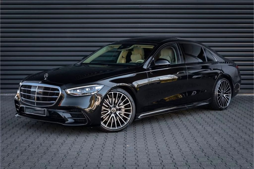 Image of Mercedes-Benz S 550