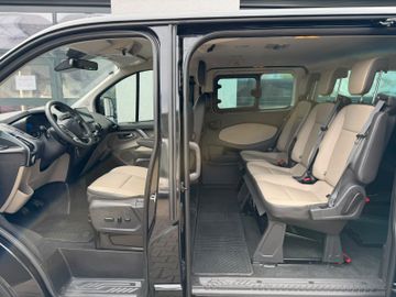 Ford Tourneo Custom - 11