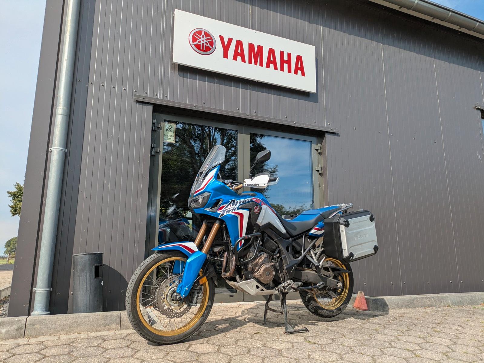 Honda Africa Twin CRF1000A Wartung frisch