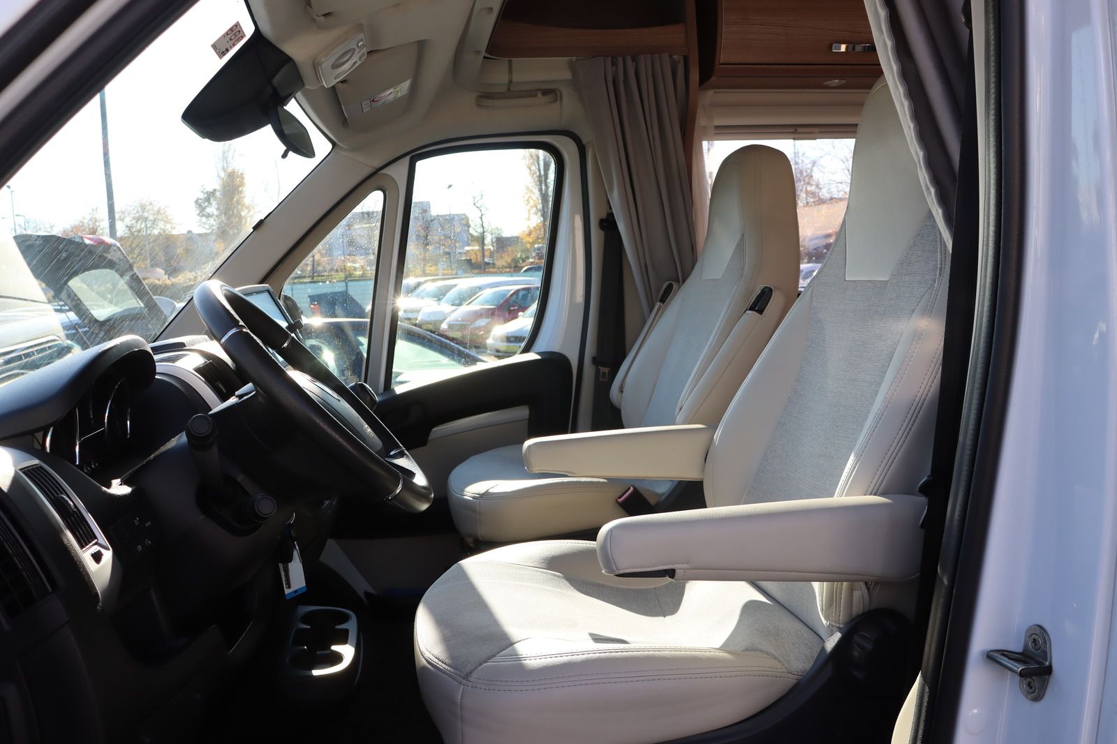 Fahrzeugabbildung Carado T448 Ducato 2.3 140 * Standhzg. * Markise